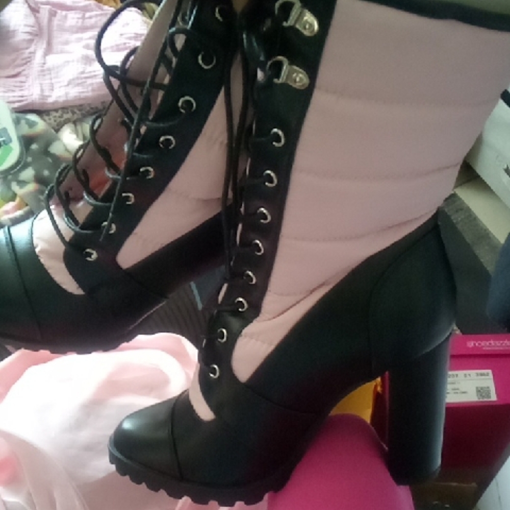 Shoe Dazzle Women's Block Heeled Combat Style Boot - Pink/Black Combo Size 9